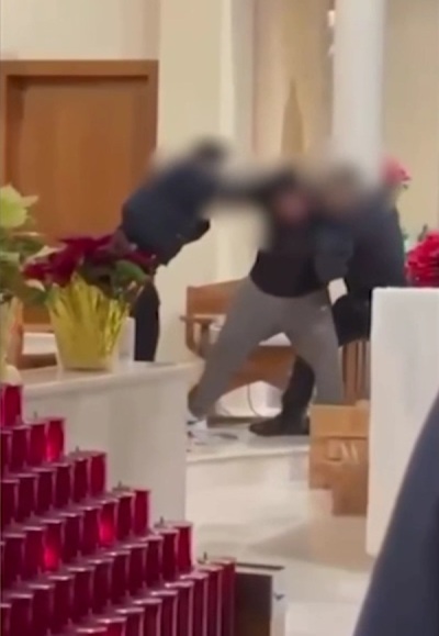 Man violently disrupts NYC church service, storms altar, gets tased by police